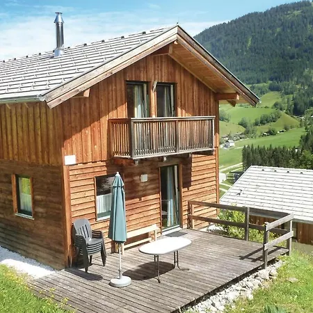 Vakantiehuis Three-bedroom Holiday In